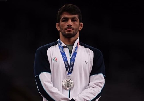 Yazdani Wins Silver, Zare Grabs Bronze for Iran FS Team in 2020 Olympics